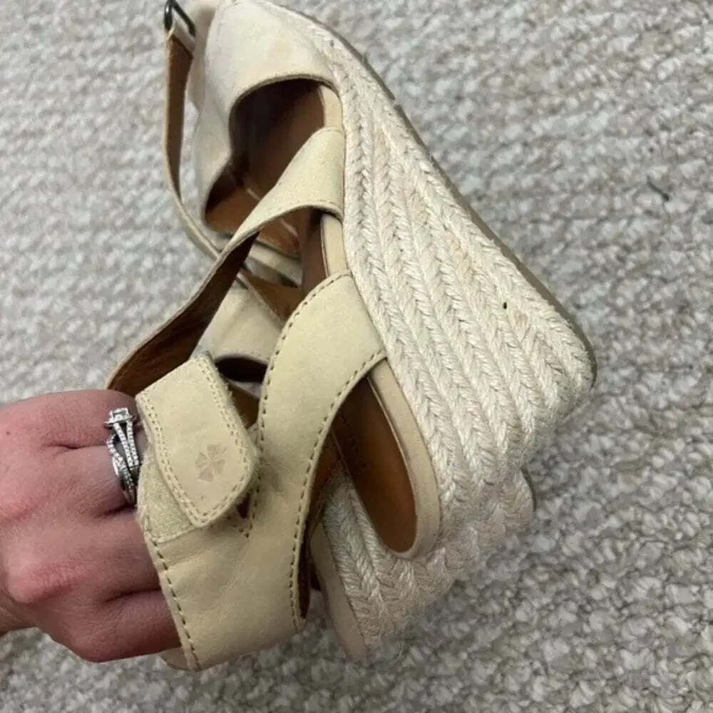 Lucky Brand  Mendona Espadrille Wedge Sandal heels size 7 cream tan